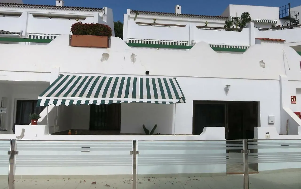 Tenerife With Impressive Pool 25 Apartamento Costa del Silencio