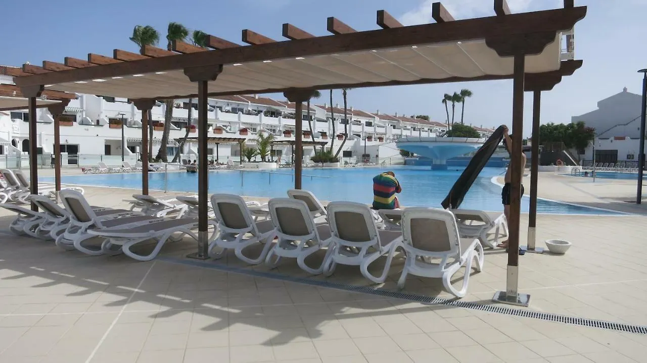 Tenerife With Impressive Pool 25 Apartamento Costa Del Silencio